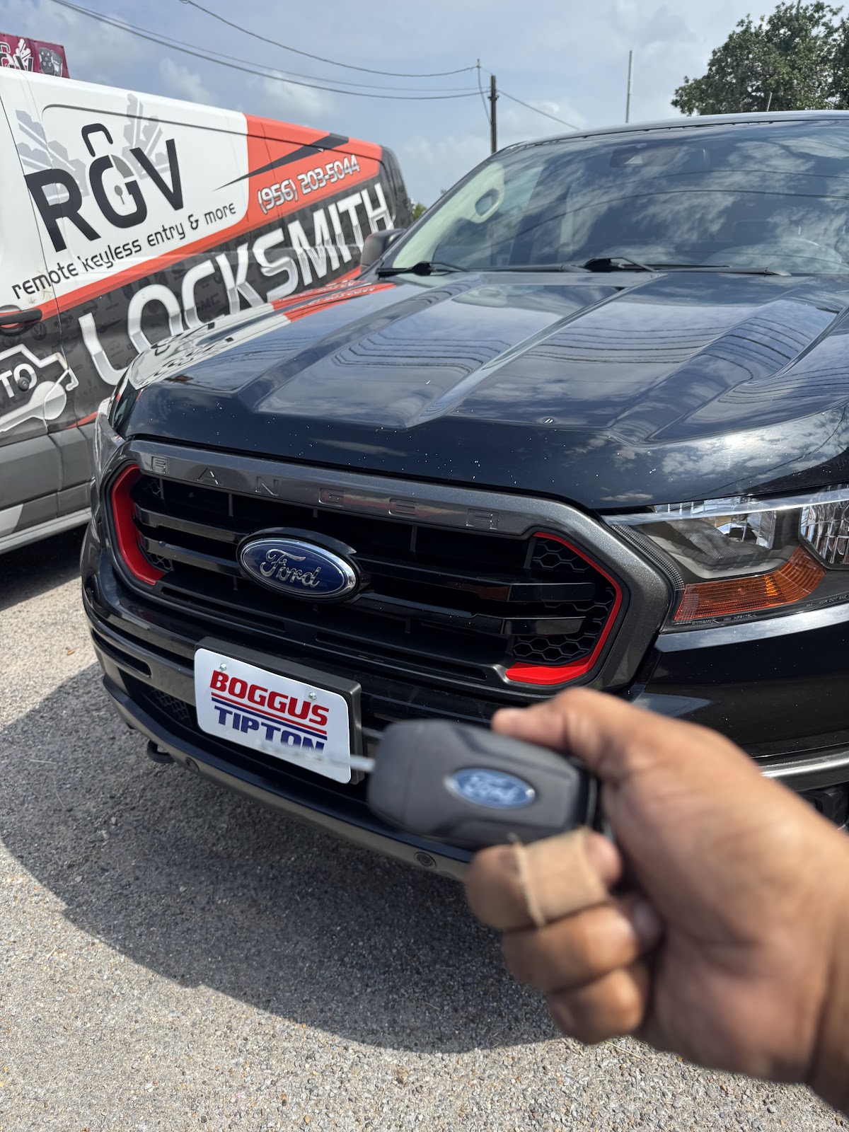 RGV Remote Keyless branded van and Ford key